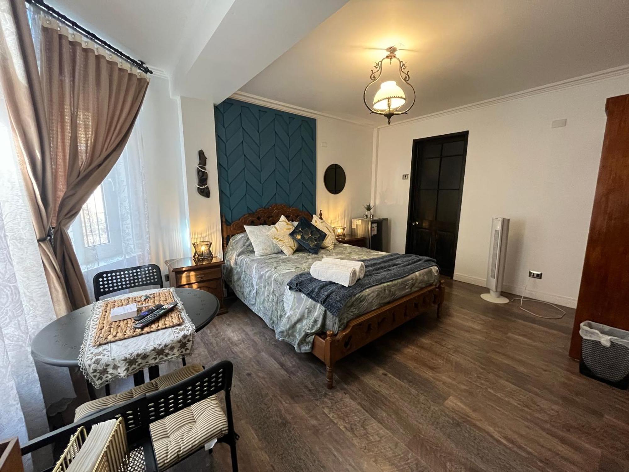 Hab. Privada En Cite Historico Del Barrio Yungay * Santiago del Cile